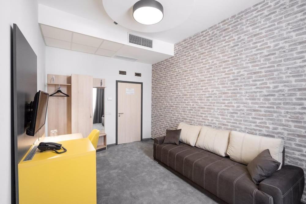 Adeo Hotel Sport & Spa Ruse Esterno foto